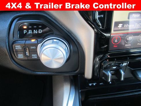 Used 2019 RAM 1500 Laramie AWD/4WD image 21