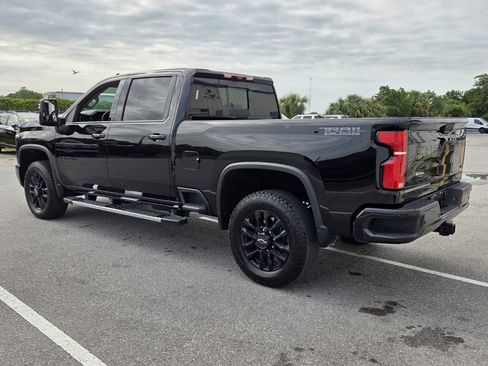 Certified 2026 Chevrolet Silverado 2500 LTZ w/ LTZ Plus Package AWD/4WD image 3
