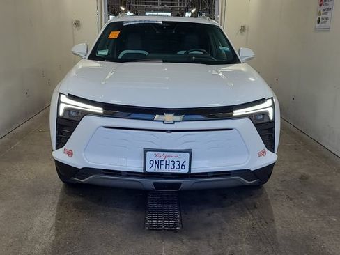 Used 2024 Chevrolet Blazer EV LT AWD/4WD image 2
