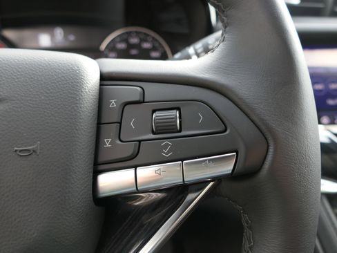 New 2025 Cadillac XT6 Premium Luxury image 16