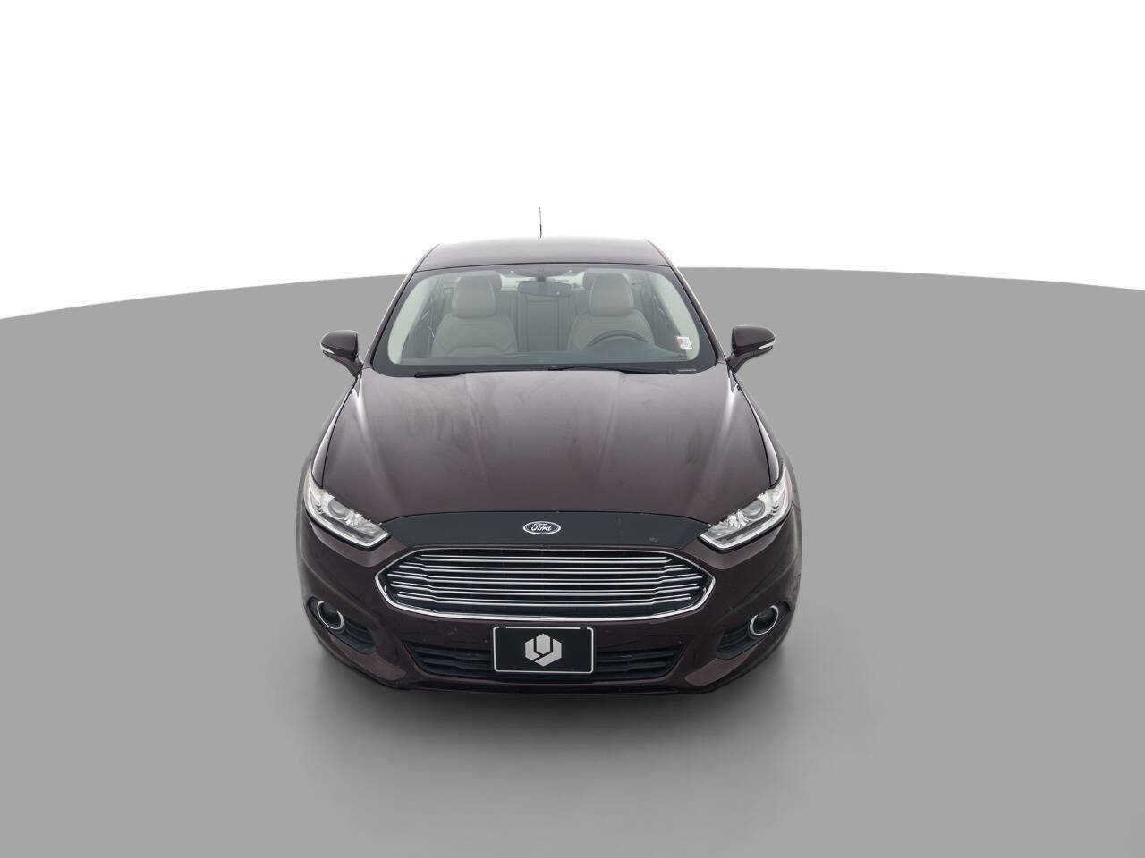 Used 2013 Ford Fusion SE FWD image 2