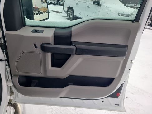 Used 2016 Ford F150 XL w/ Equipment Group 101A Mid image 41