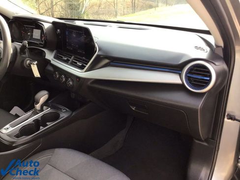 Used 2024 Chevrolet Trax LS w/ Driver Confidence Package image 22