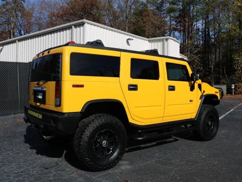 Used 2003 HUMMER H2 Base 4dr 4WD SUV w/ Preferred Equipment Group image 12