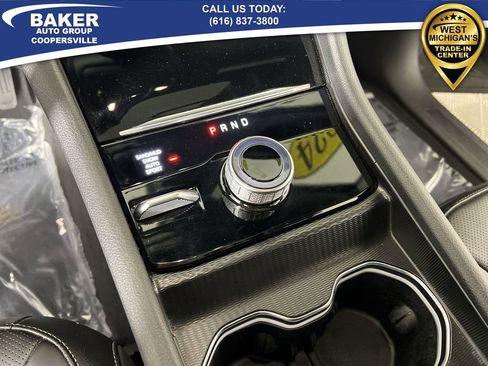 Used 2024 Jeep Grand Cherokee L Limited w/ Luxury Tech Group II image 17