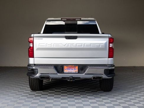 Used 2019 Chevrolet Silverado 1500 LT w/ Texas Edition AWD/4WD image 7