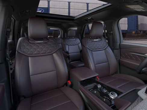 New 2026 Ford Explorer Platinum AWD/4WD image 10