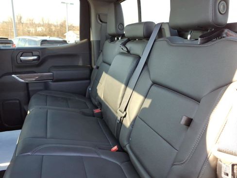 Used 2020 Chevrolet Silverado 1500 LTZ w/ LTZ Premium Package AWD/4WD image 9