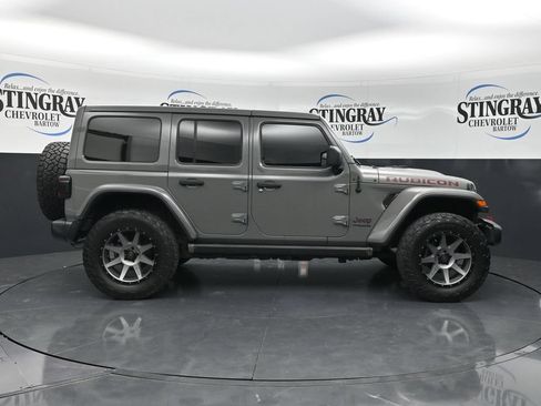 Used 2021 Jeep Wrangler Unlimited Rubicon AWD/4WD image 10