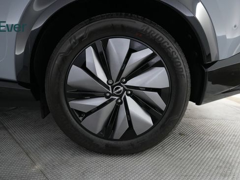 Used 2024 Nissan Ariya AWD image 9
