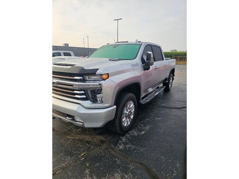 Used 2022 Chevrolet Silverado 2500 High Country w/ Z71 Off-Road Package AWD/4WD image 4