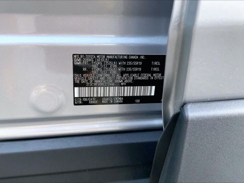 Used 2024 Toyota RAV4 XLE Premium FWD image 31