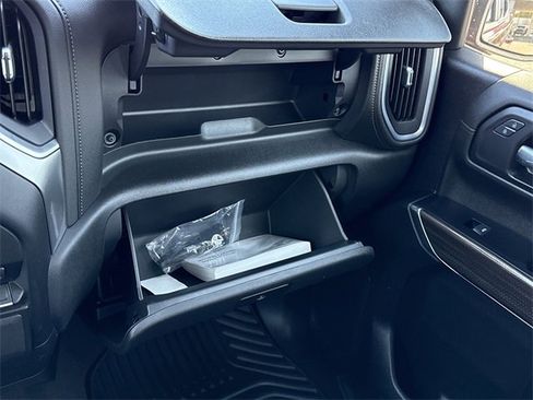 Used 2021 Chevrolet Silverado 1500 RST w/ Z71 Off-Road Package image 20