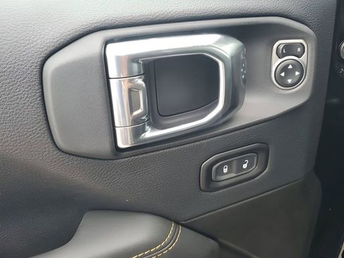 New 2025 Jeep Wrangler Unlimited Sahara AWD/4WD image 47