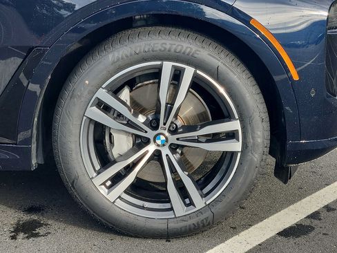 Certified 2024 BMW X7 xDrive40i w/ M Sport Package AWD/4WD image 8