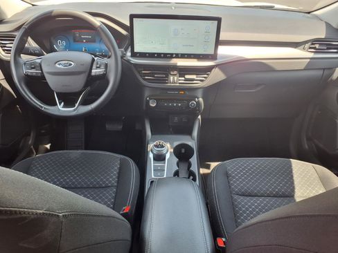 Used 2023 Ford Escape Active w/ Tech Pack #2 AWD/4WD image 9