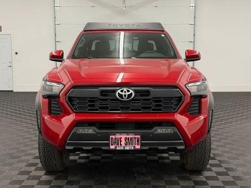 Used 2024 Toyota Tacoma TRD Off-Road w/ TRD Off Road Upgrade Package AWD/4WD image 6