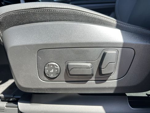 Used 2025 BMW X1 xDrive28i image 37