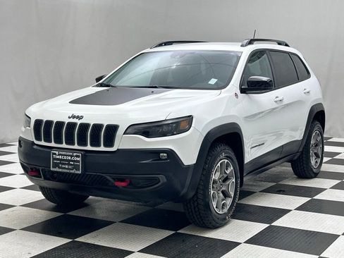 Used 2022 Jeep Cherokee Trailhawk w/ Comfort/Convenience Group AWD/4WD image 4