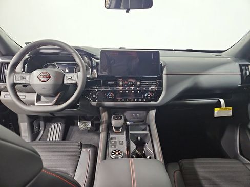 New 2026 Nissan Pathfinder Rock Creek image 18