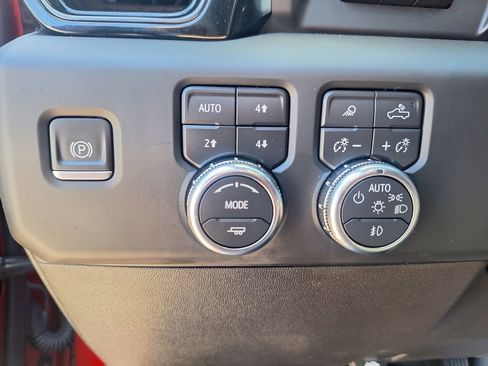 Used 2024 GMC Sierra 1500 AT4 w/ Technology Package image 13