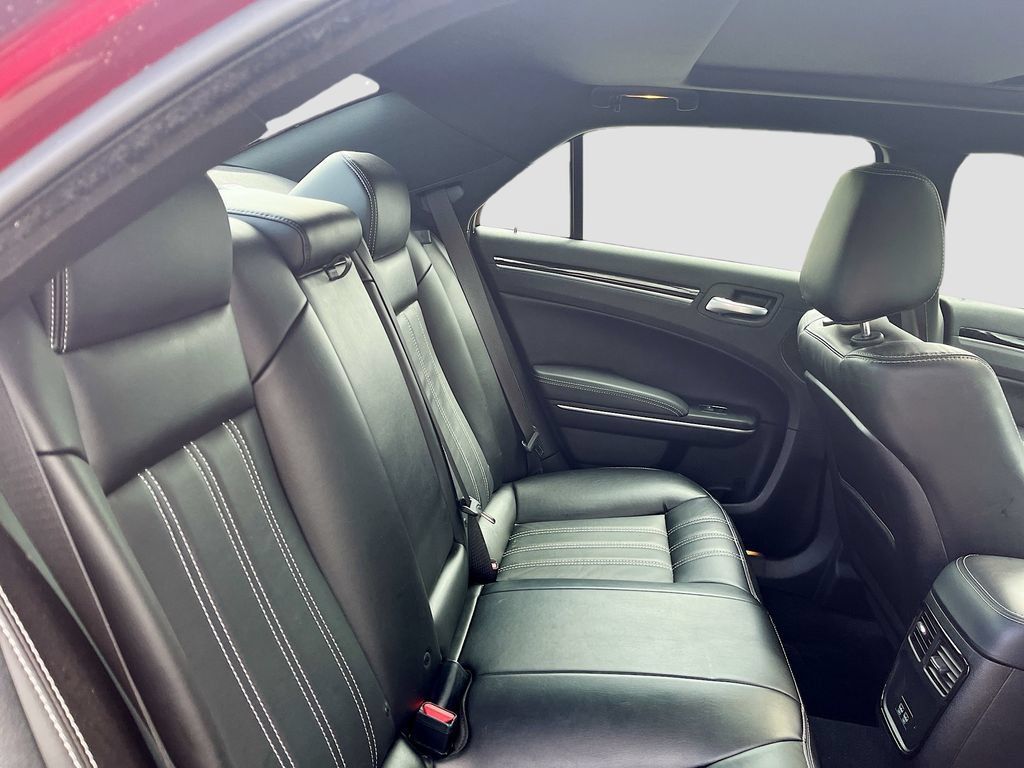 Used 2023 Chrysler 300 S RWD image 28