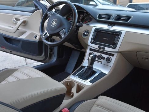 Used 2013 Volkswagen CC Sport image 39
