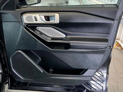 Used 2023 Ford Explorer ST w/ Equipment Group 401A image 12