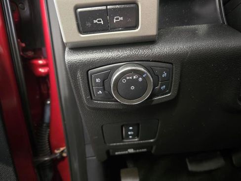 Used 2017 Ford F250 Lariat w/ Chrome Package AWD/4WD image 15