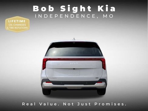 New 2026 Kia Carnival EX image 5