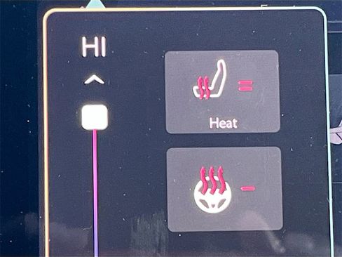 Used 2023 Jeep Compass Limited image 20