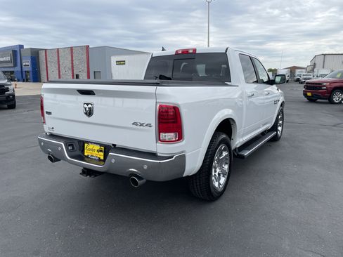 Used 2018 RAM 1500 Laramie w/ Convenience Group AWD/4WD image 8