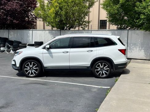 Used 2022 Honda Pilot Touring image 4