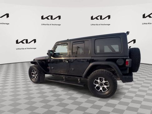 Used 2021 Jeep Wrangler Unlimited Rubicon image 6