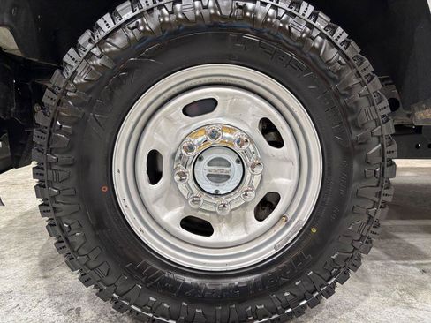 Used 2017 Ford F250 XL w/ Power Equipment Group AWD/4WD image 26