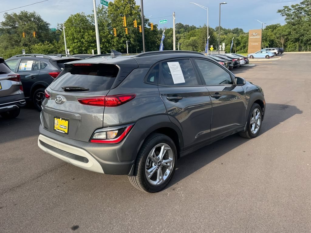 Used 2023 Hyundai Kona SEL FWD image 3