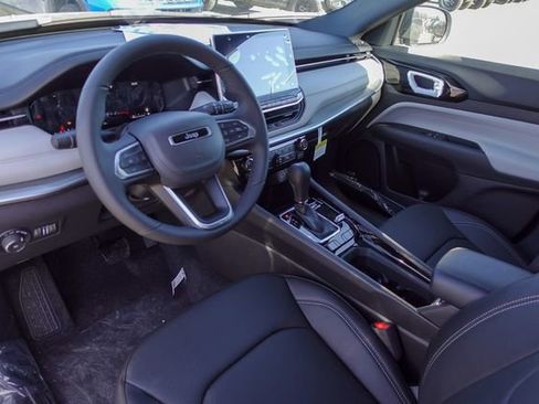 New 2025 Jeep Compass Limited w/ Elite Group image 12