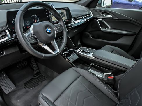 Used 2025 BMW X1 xDrive28i AWD/4WD image 29