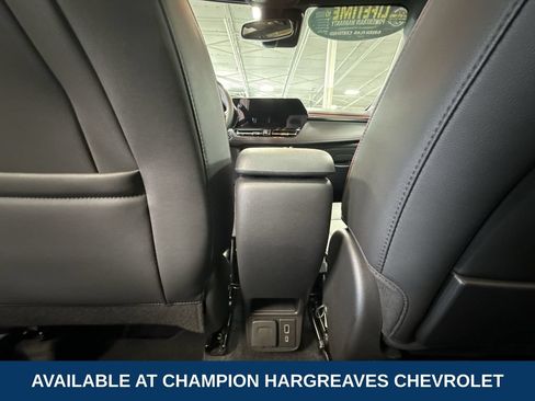 Used 2025 Chevrolet TrailBlazer RS w/ Convenience Package AWD/4WD image 29