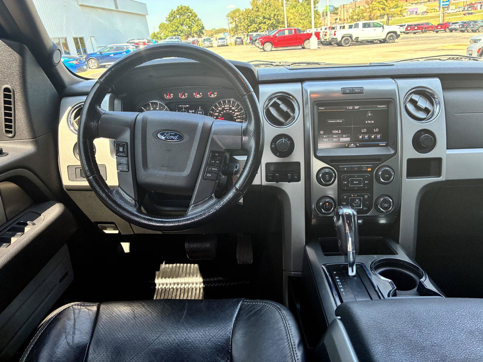 Used 2014 Ford F150 FX4 w/ Equipment Group 402A Luxury AWD/4WD image 12