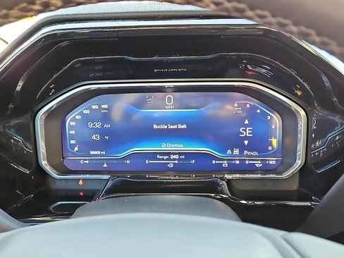 Used 2024 Chevrolet Silverado 2500 LTZ w/ LTZ Plus Package image 19