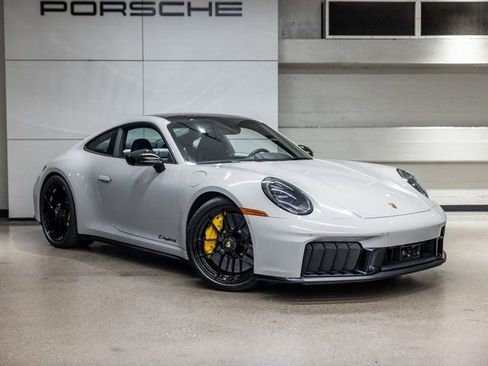 Certified 2025 Porsche 911 Carrera 4 GTS AWD/4WD image 10