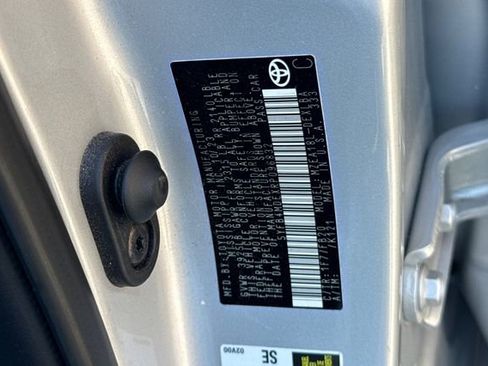 Used 2024 Toyota Corolla LE image 35