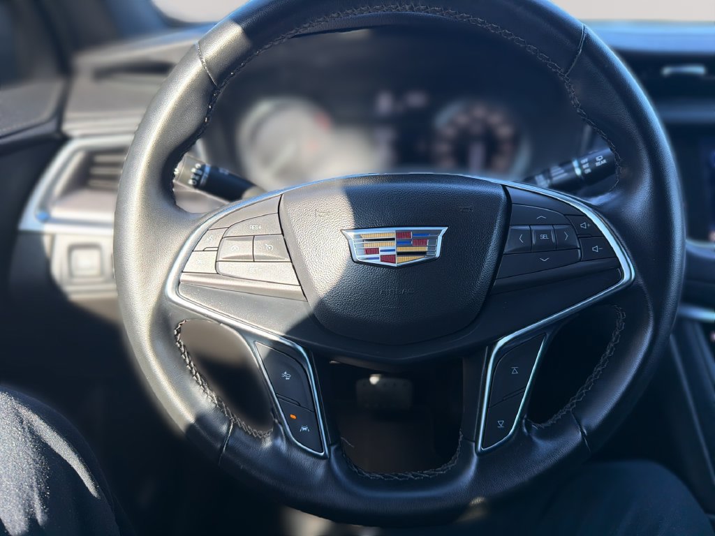 Used 2024 Cadillac XT5 Luxury FWD image 11