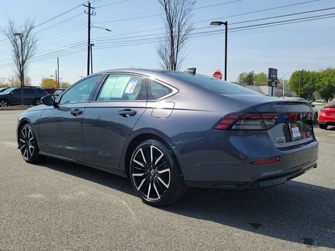Certified 2023 Honda Accord Touring image 6