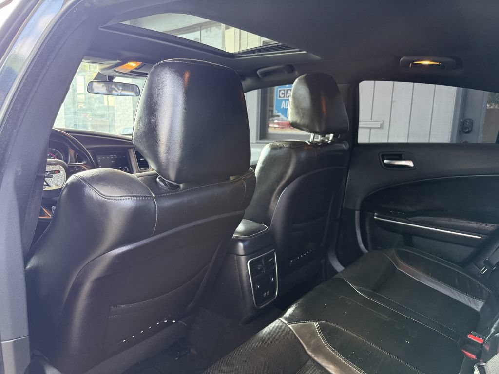 Used 2019 Dodge Charger SXT w/ Leather Interior Group RWD image 11