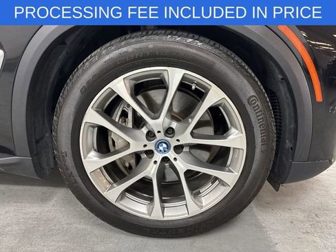 Used 2025 BMW X5 xDrive50e AWD/4WD image 2