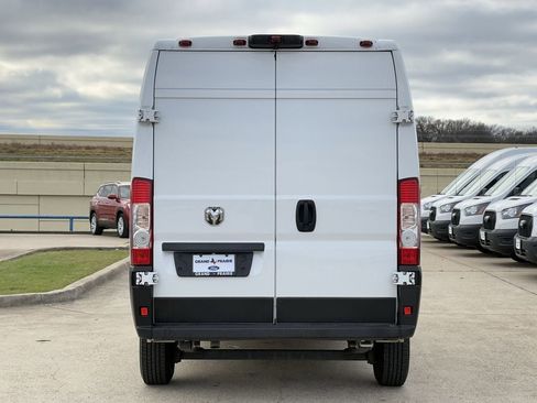 Used 2023 RAM ProMaster 2500 image 7
