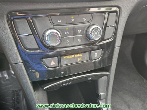 Used 2020 Buick Encore Preferred w/ Safety Package image 24