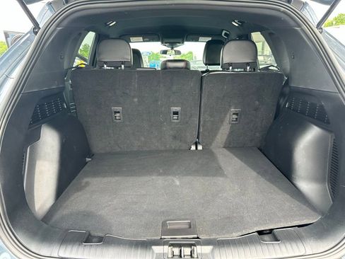 Certified 2025 Ford Escape ST-Line FWD image 29